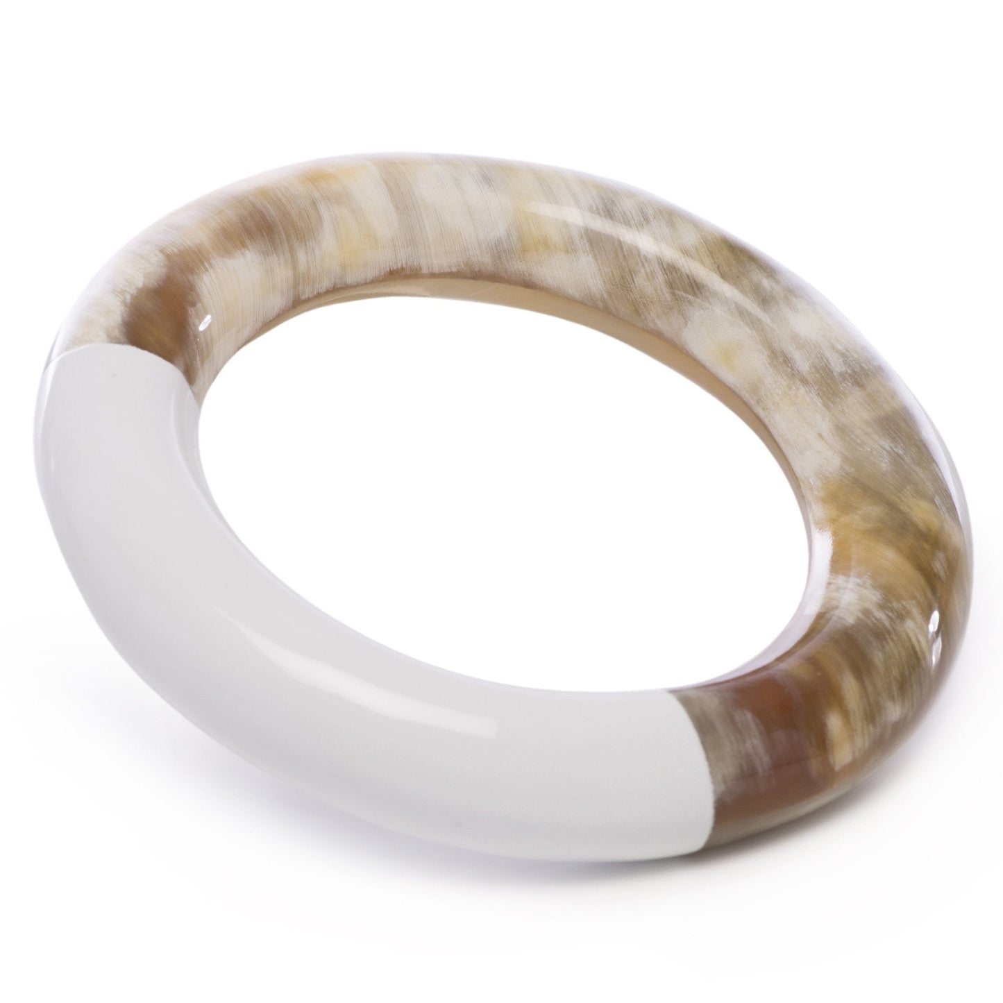 Circle Bangle with White Lacquer