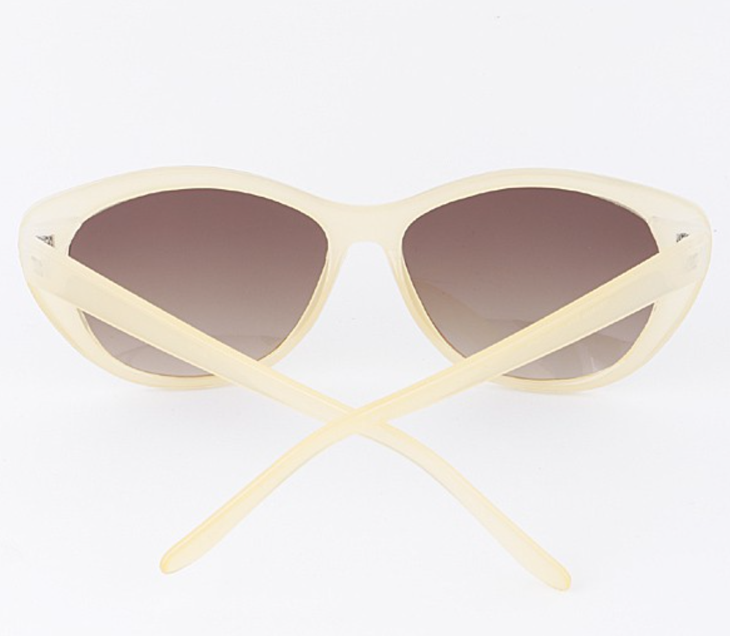 Cream Cateye Sunnies