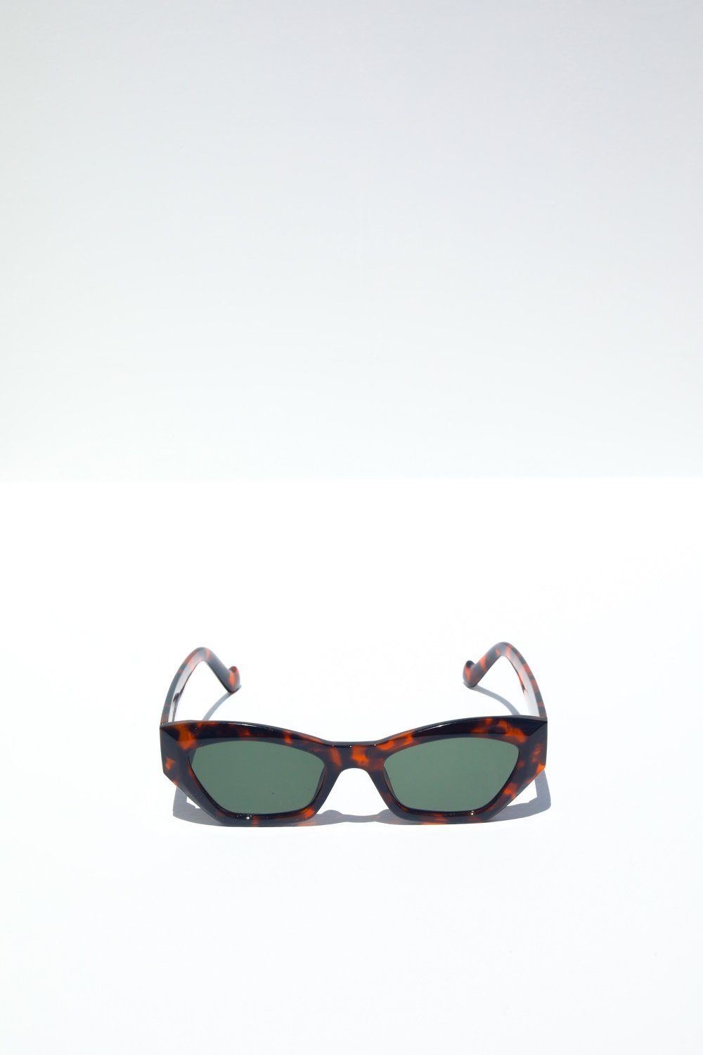 Breezy Chunky Frames Sunglasses Mulberry & Grand Tortoise with Green Lens