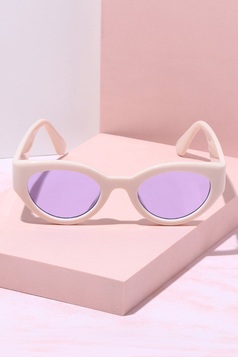 Chase The Sun Round Frame Sunglasses Sunglasses Mure + Grand Bone/Lavender