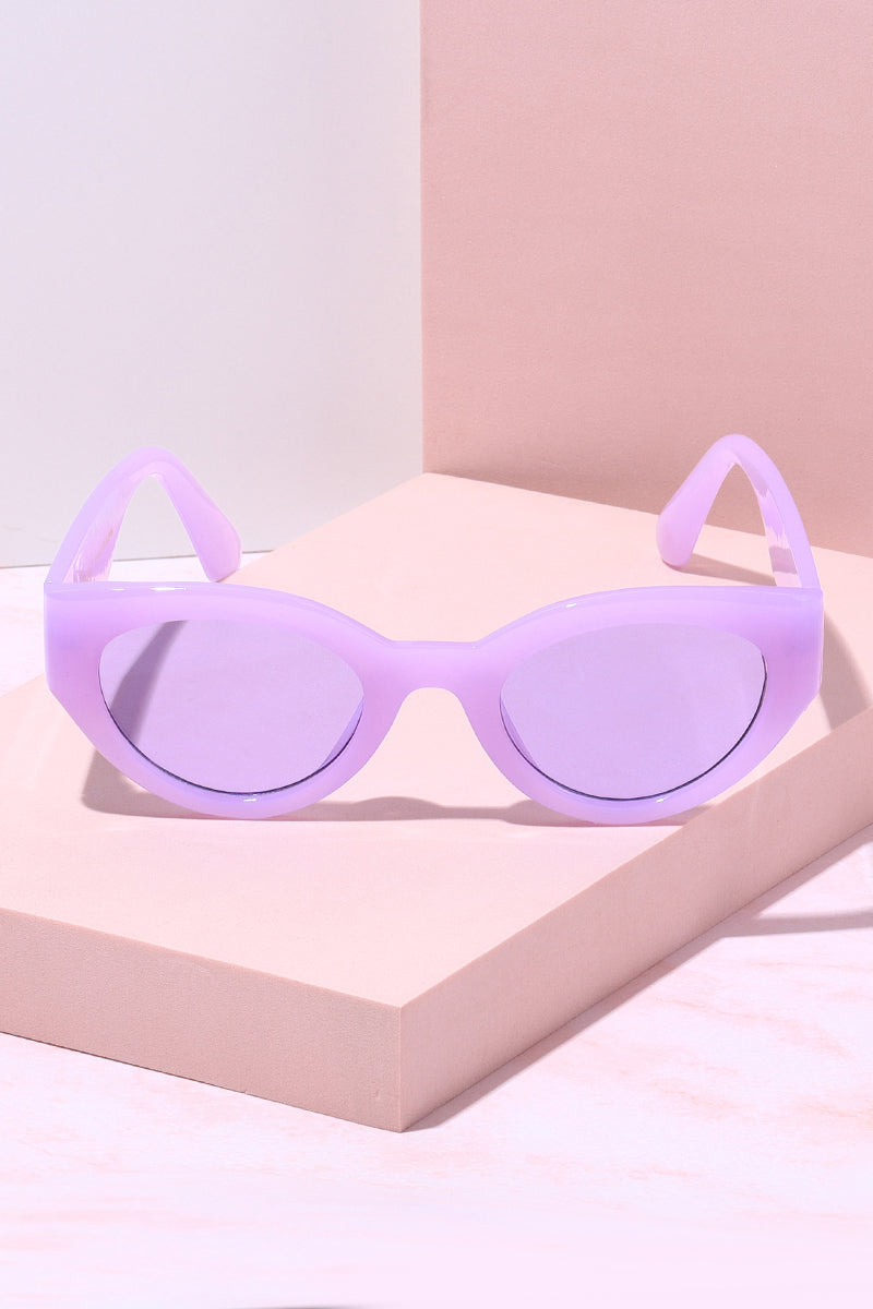 Chase The Sun Round Frame Sunglasses Sunglasses Mure + Grand Lavender