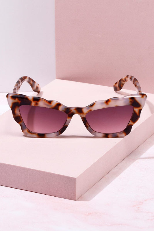 Endless Waves Cateye Frame Sunglasses Sunglasses mure + grand Tortoise/Pink