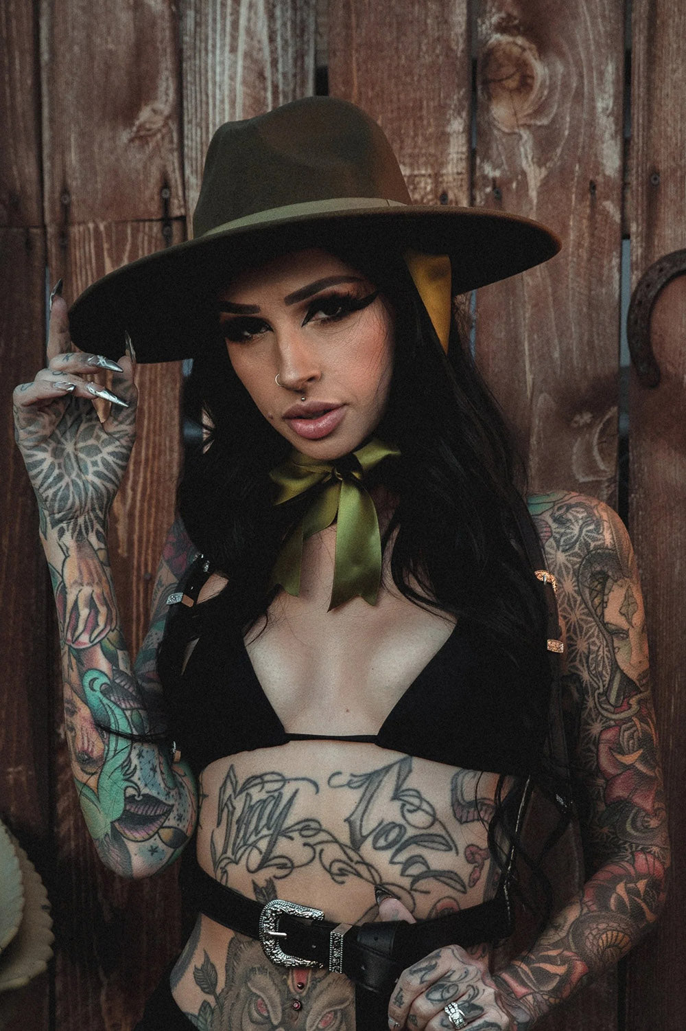 Veiled Hat [OLIVE GREEN]